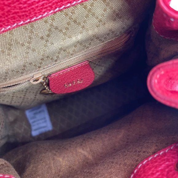 Vintage GUCCI Suede Red Bamboo Backpack (Mini) - Picture 6 of 7